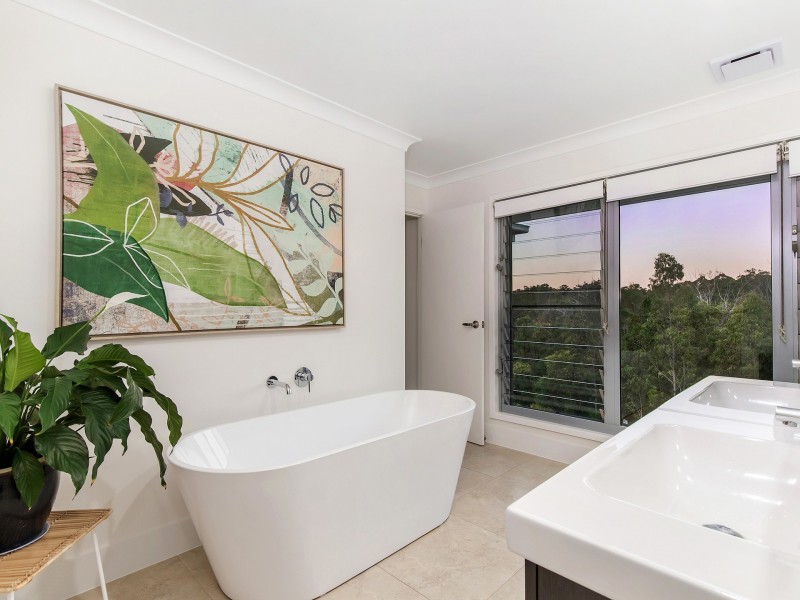 26 Panorama Drive, Reedy Creek QLD 4227