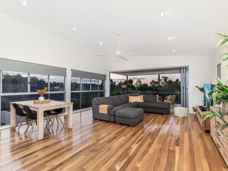 41 Grasslands Crescent, Reedy Creek QLD 4227