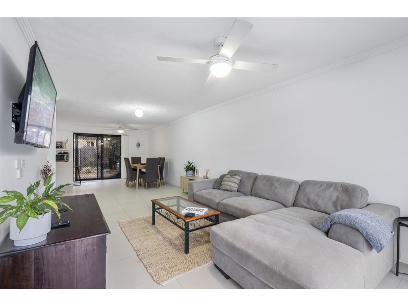 4/6-8 Warbler Parade, Varsity Lakes QLD 4227