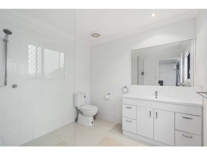 4/6-8 Warbler Parade, Varsity Lakes QLD 4227