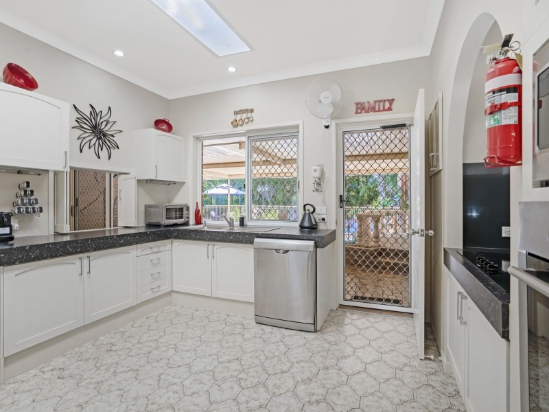 39 Tallai Road, Tallai QLD 4213