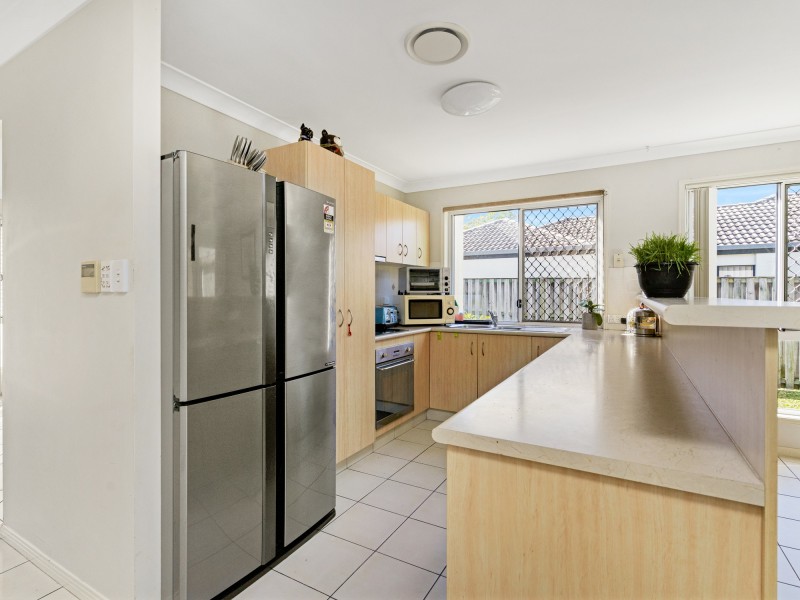 15 Solitaire Place, Robina QLD 4226