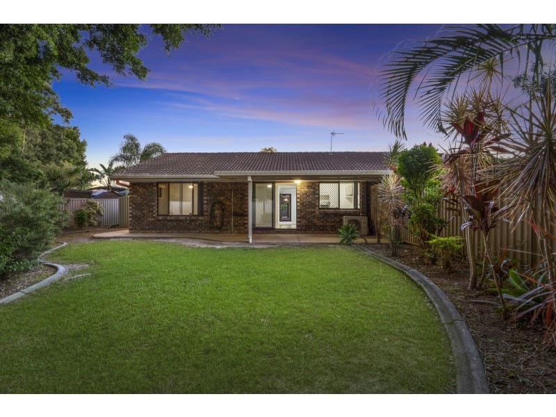 2/8 Flora Close, Burleigh Waters QLD 4220