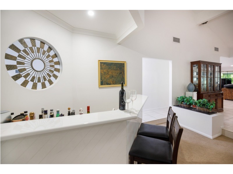 30 Moondance Court, Bonogin QLD 4213