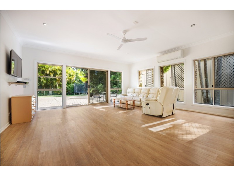 30 Moondance Court, Bonogin QLD 4213