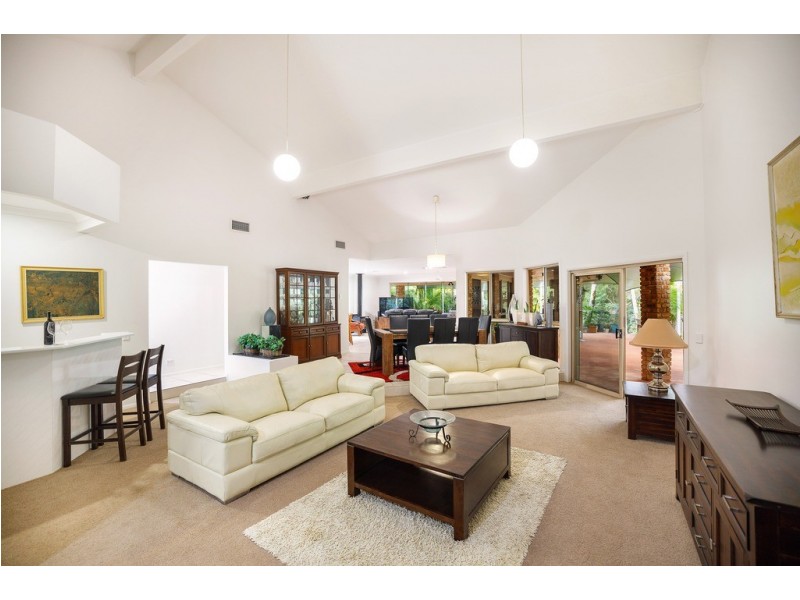 30 Moondance Court, Bonogin QLD 4213