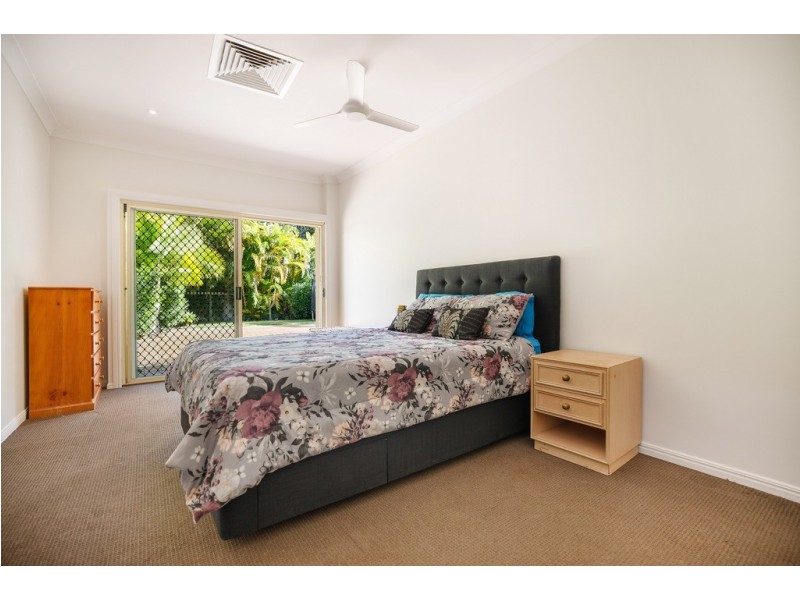 30 Moondance Court, Bonogin QLD 4213