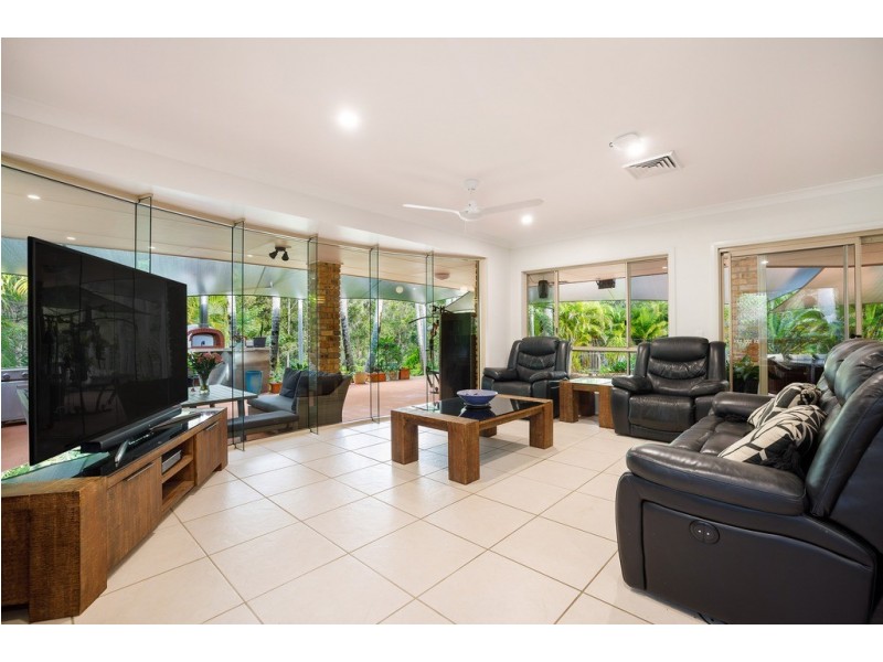 30 Moondance Court, Bonogin QLD 4213