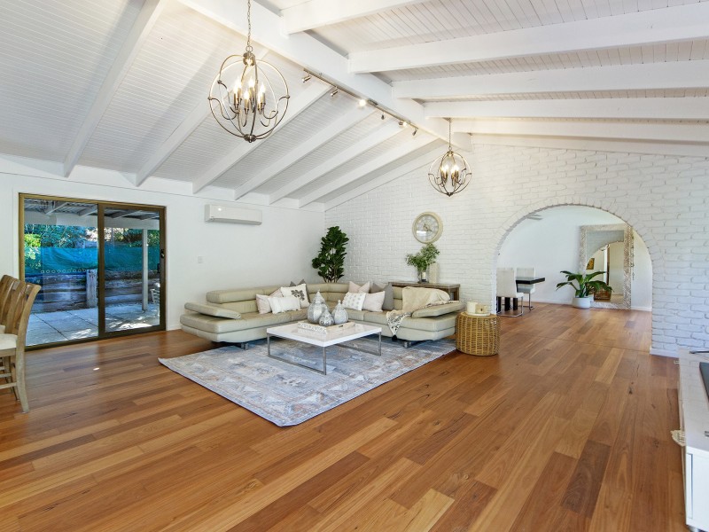 6 Windemere Drive, Bonogin QLD 4213