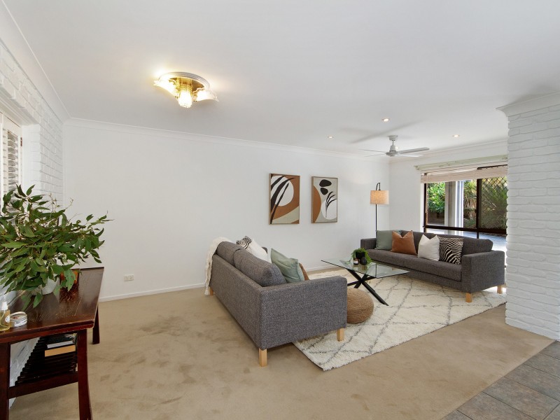 6 Windemere Drive, Bonogin QLD 4213