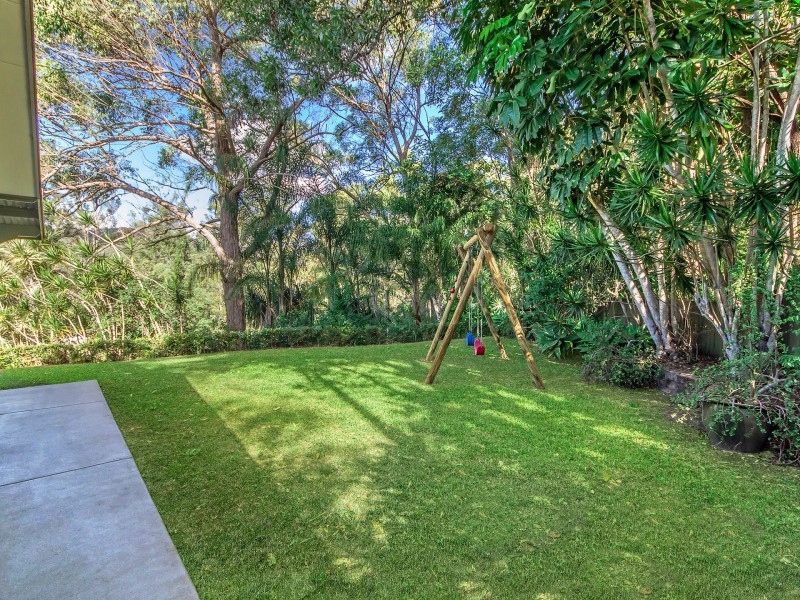 6 Windemere Drive, Bonogin QLD 4213