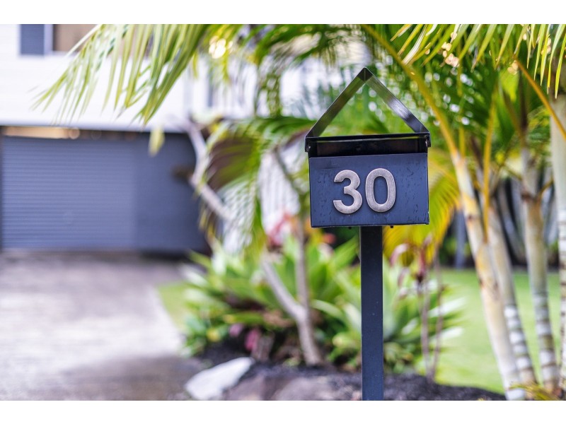 30 Bushmead Street, Nerang QLD 4211