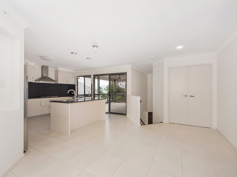 28 Koolang Crescent, Reedy Creek QLD 4227