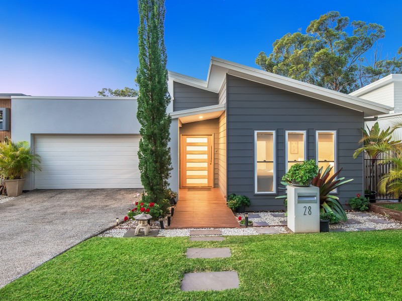 28 Bluebird Lane, Reedy Creek QLD 4227