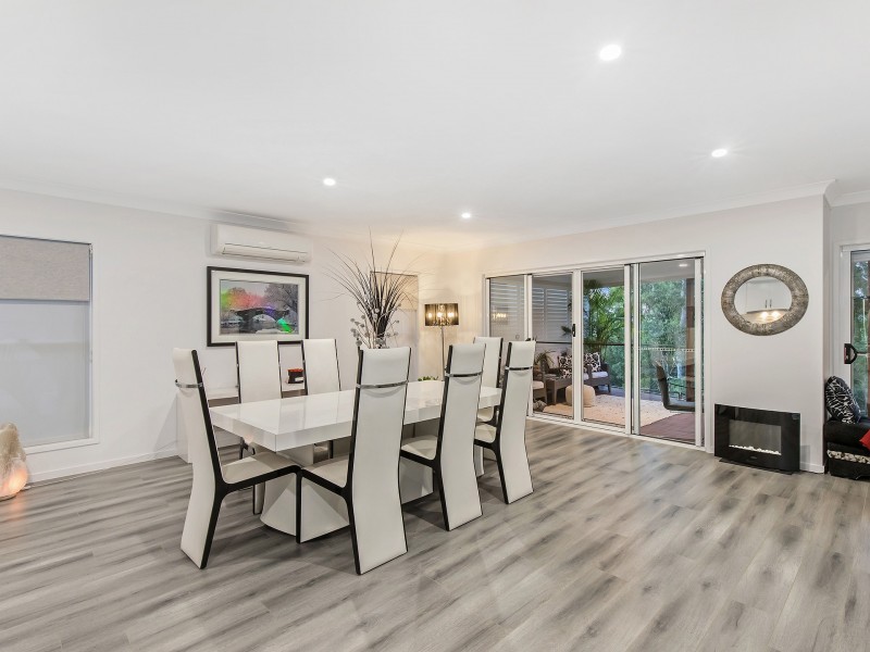 28 Bluebird Lane, Reedy Creek QLD 4227