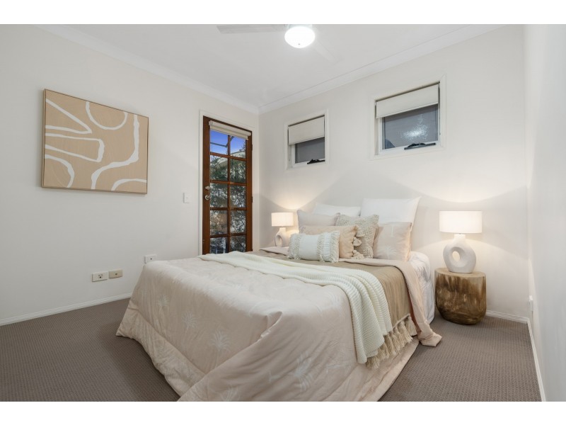 2/144 Smith Street, Southport QLD 4215
