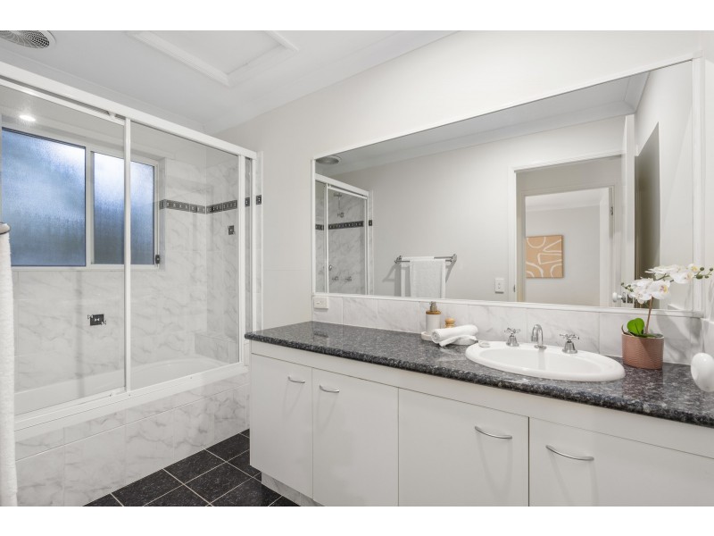 2/144 Smith Street, Southport QLD 4215