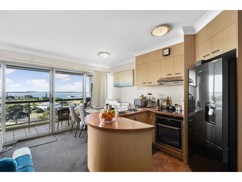 88/106-108 Marine Parade, Southport QLD 4215