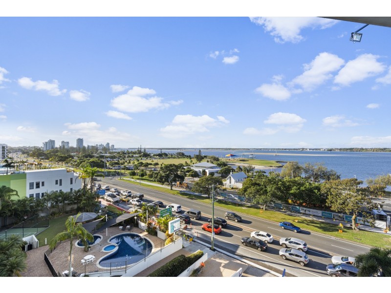 88/106-108 Marine Parade, Southport QLD 4215