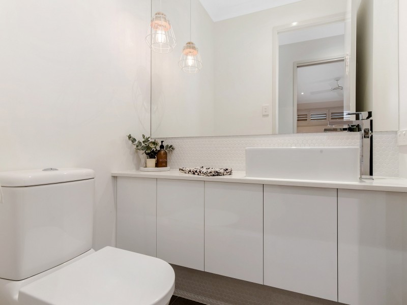 1 Pulchella Place, Reedy Creek QLD 4227