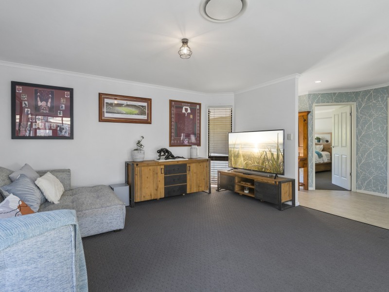 18 Princess Place, Tallai QLD 4213