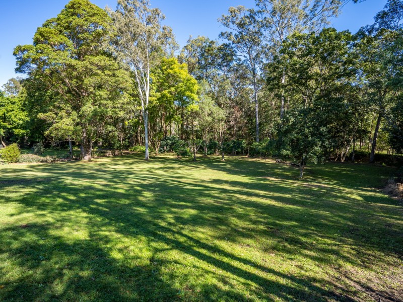 18 Princess Place, Tallai QLD 4213