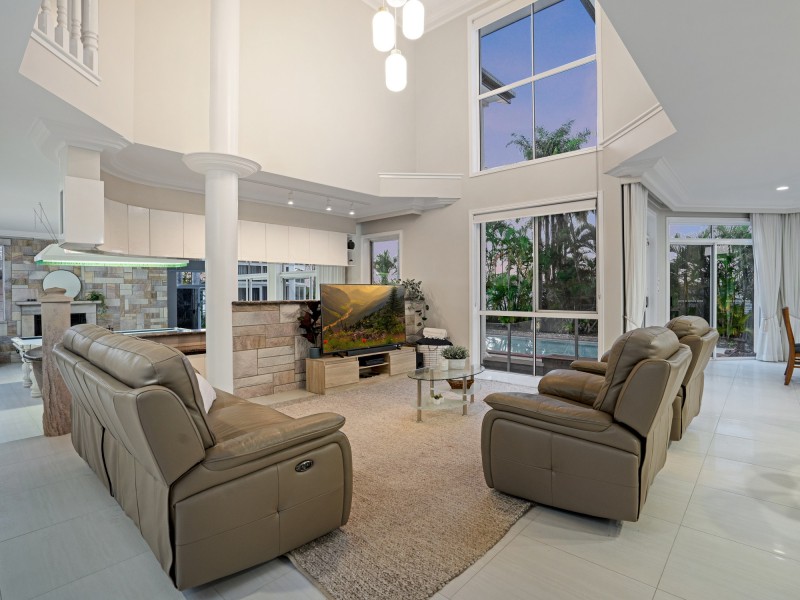 12 Moorabbin Place, Robina QLD 4226