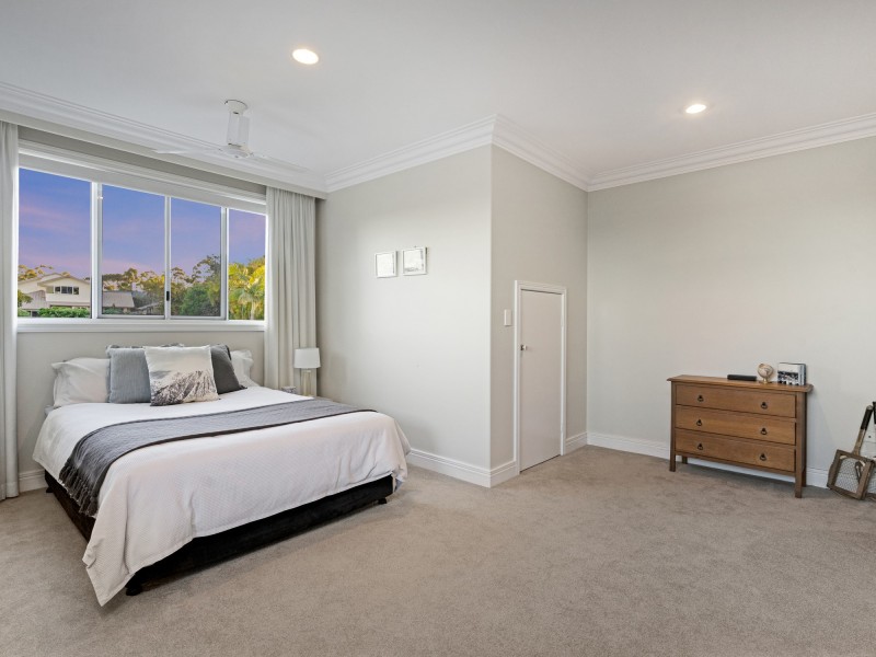 12 Moorabbin Place, Robina QLD 4226