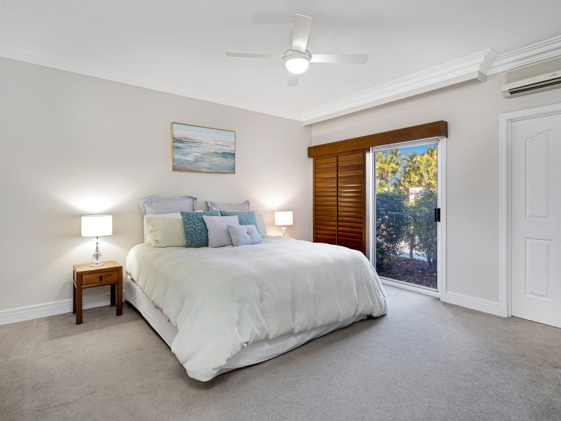 12 Moorabbin Place, Robina QLD 4226