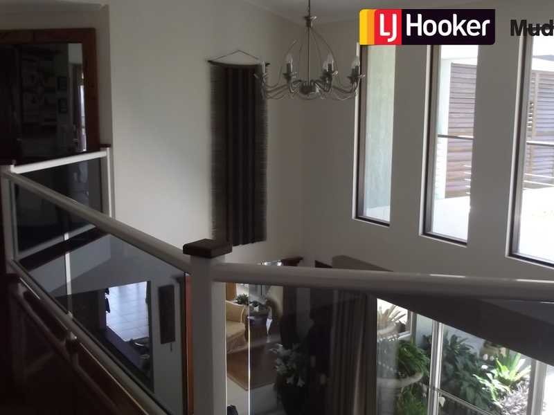 91 Wallaby Drive, Mudgeeraba QLD 4213