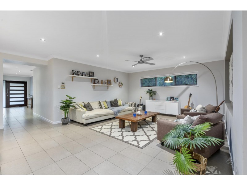 7 Macleay Circuit, Upper Coomera QLD 4209