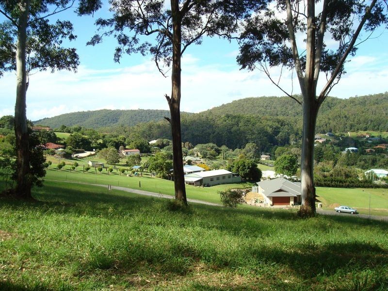 25 Friarbird Crescent, Bonogin QLD 4213