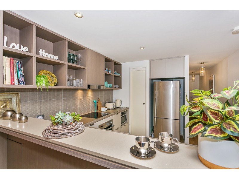 115/60 Riverwalk Avenue, Robina QLD 4226