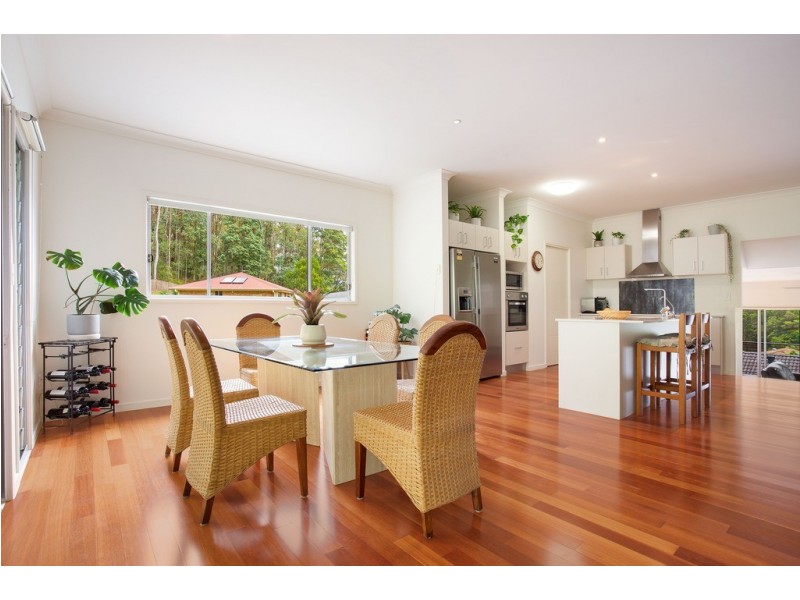 18 Ensor Street, Mudgeeraba QLD 4213