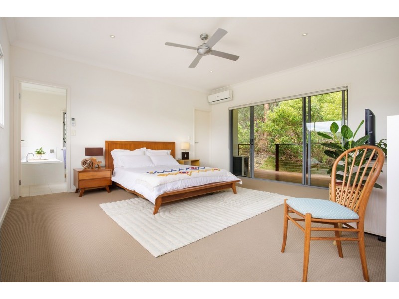 18 Ensor Street, Mudgeeraba QLD 4213