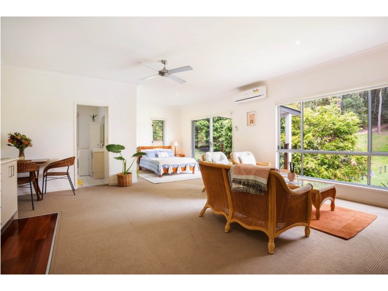 18 Ensor Street, Mudgeeraba QLD 4213