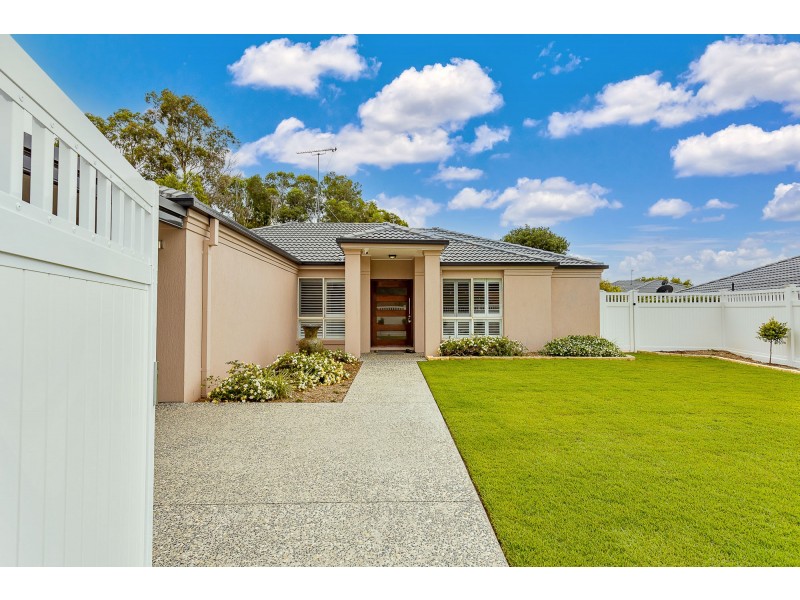 5 Hertford Crescent, Mudgeeraba QLD 4213