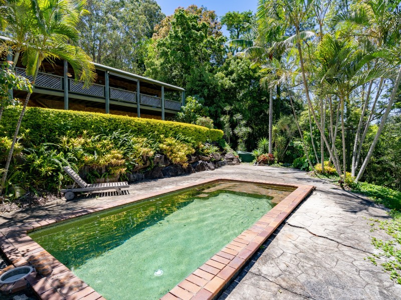 4 Alleena Court, Mudgeeraba QLD 4213