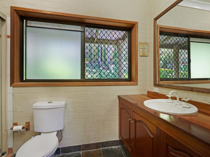 4 Alleena Court, Mudgeeraba QLD 4213