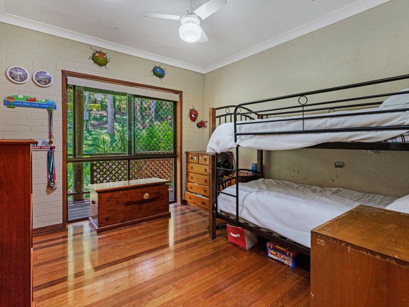 4 Alleena Court, Mudgeeraba QLD 4213