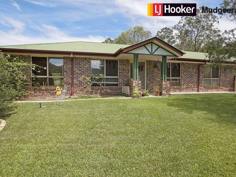 8 Kauri Court, Bonogin QLD 4213