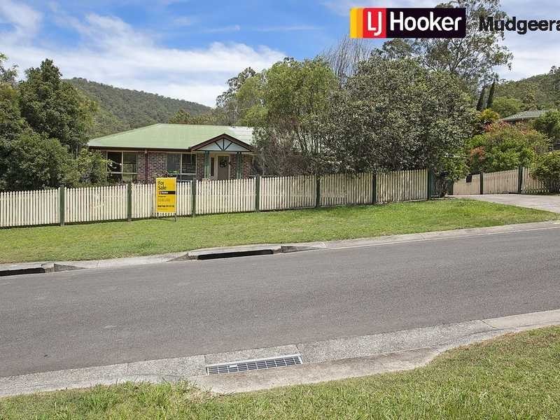 8 Kauri Court, Bonogin QLD 4213