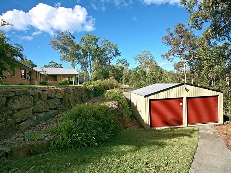 201 Chesterfield Drive, Bonogin QLD 4213