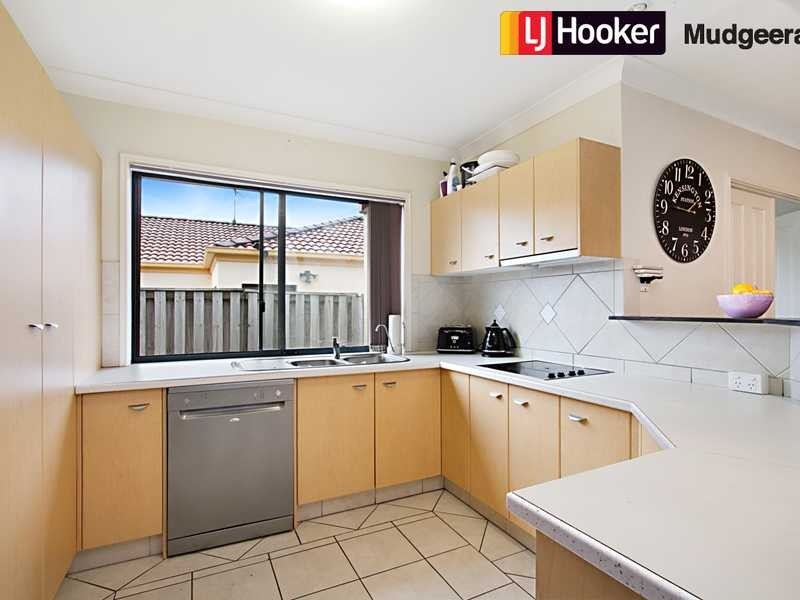 76 Nardoo Street, Robina QLD 4226