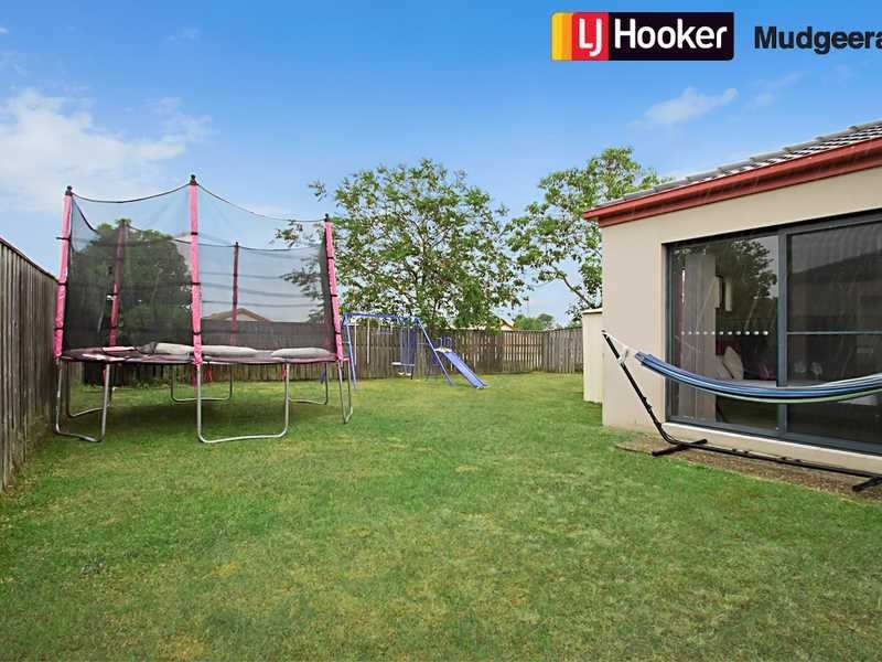 76 Nardoo Street, Robina QLD 4226