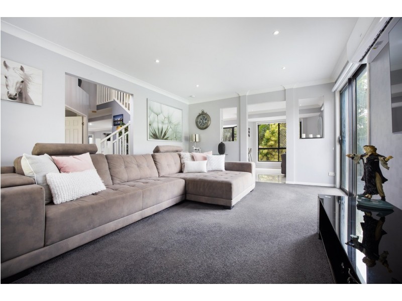 3 Shepton Crescent, Mudgeeraba QLD 4213