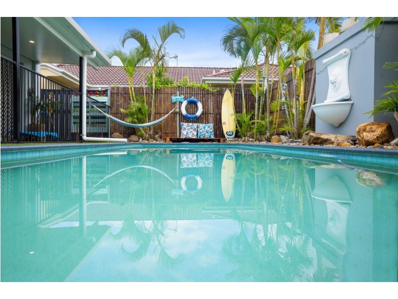 5 Carpentaria Court, Robina QLD 4226