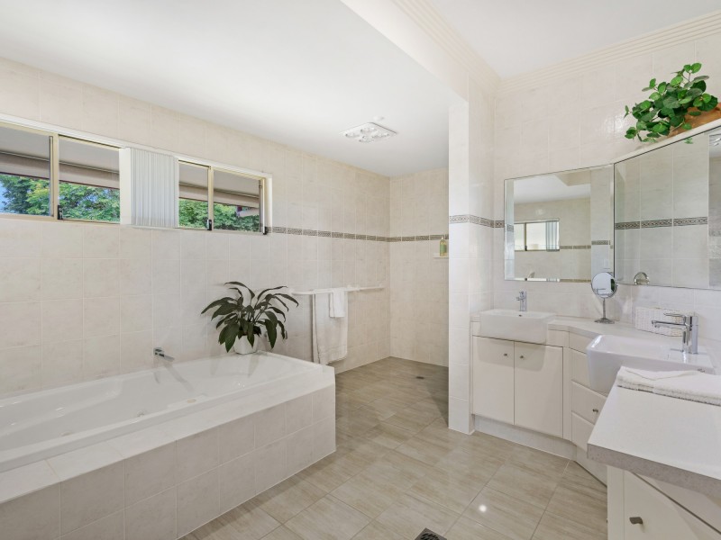 57 Quambone Street, Worongary QLD 4213