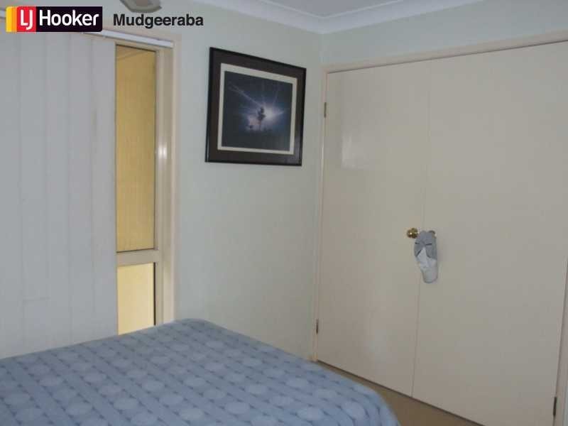 17 Hertford Cresent, Mudgeeraba QLD 4213