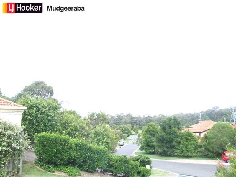 17 Hertford Cresent, Mudgeeraba QLD 4213